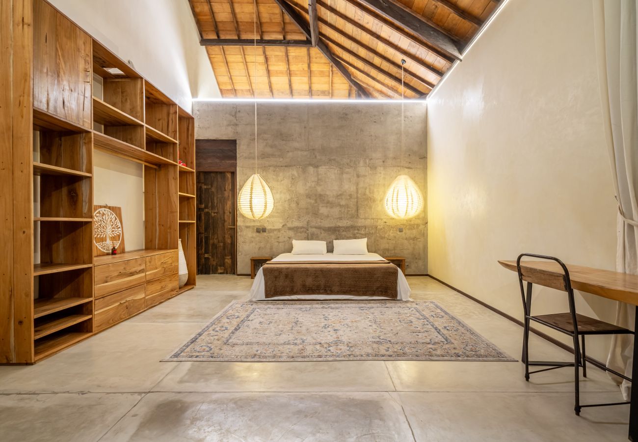 Villa in Tabanan - Duplicate Villa Gaia - Enormous 2BR Villa with Big Garden & Modern Design